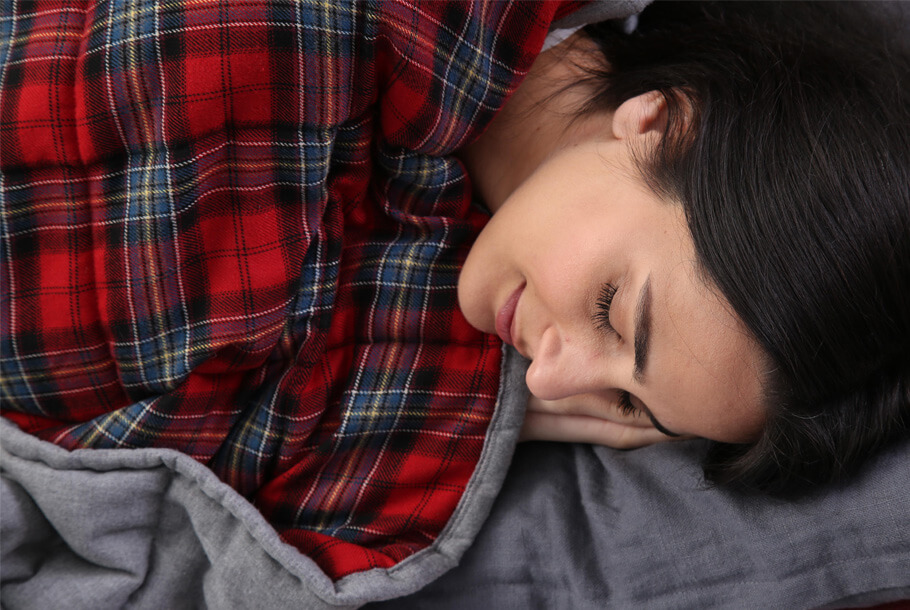 Bilim insanlarına göre Anksiyete ve Uyku Sorunları İçin Bir Çözüm: Anneanne Yorganıyla Yatmak